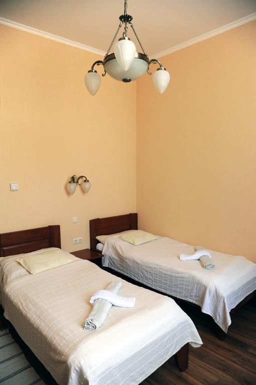 Oazis Hotel*** Надьканижа Экстерьер фото